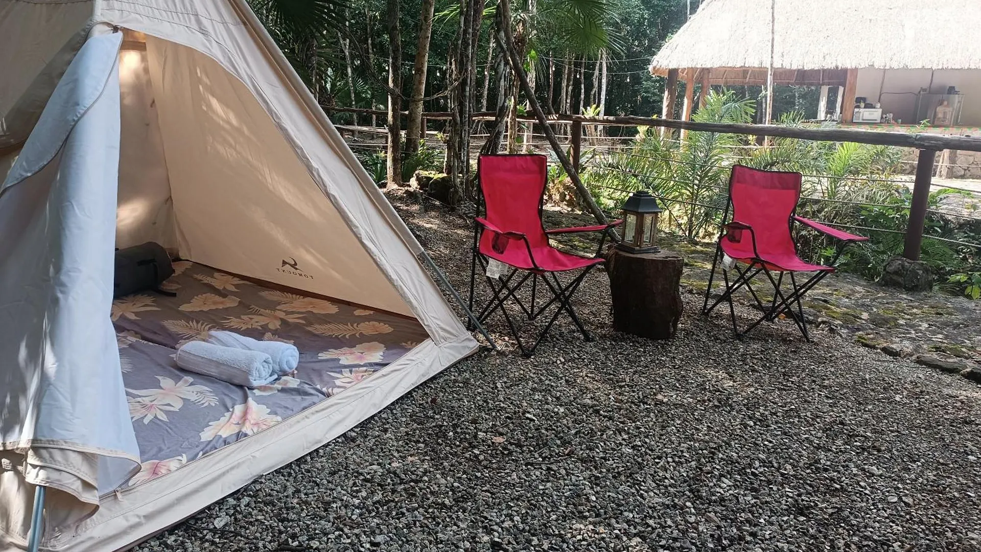 Cheel Lodge & Camping Puerto Morelos