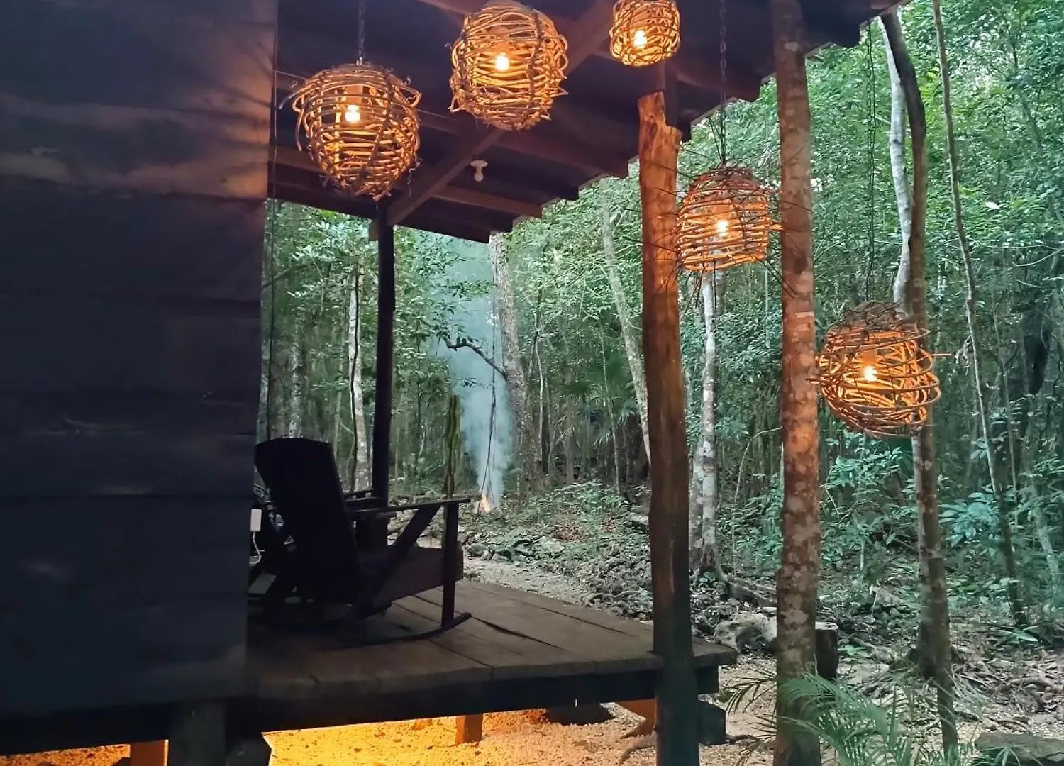 Cheel Lodge & Camping Puerto Morelos