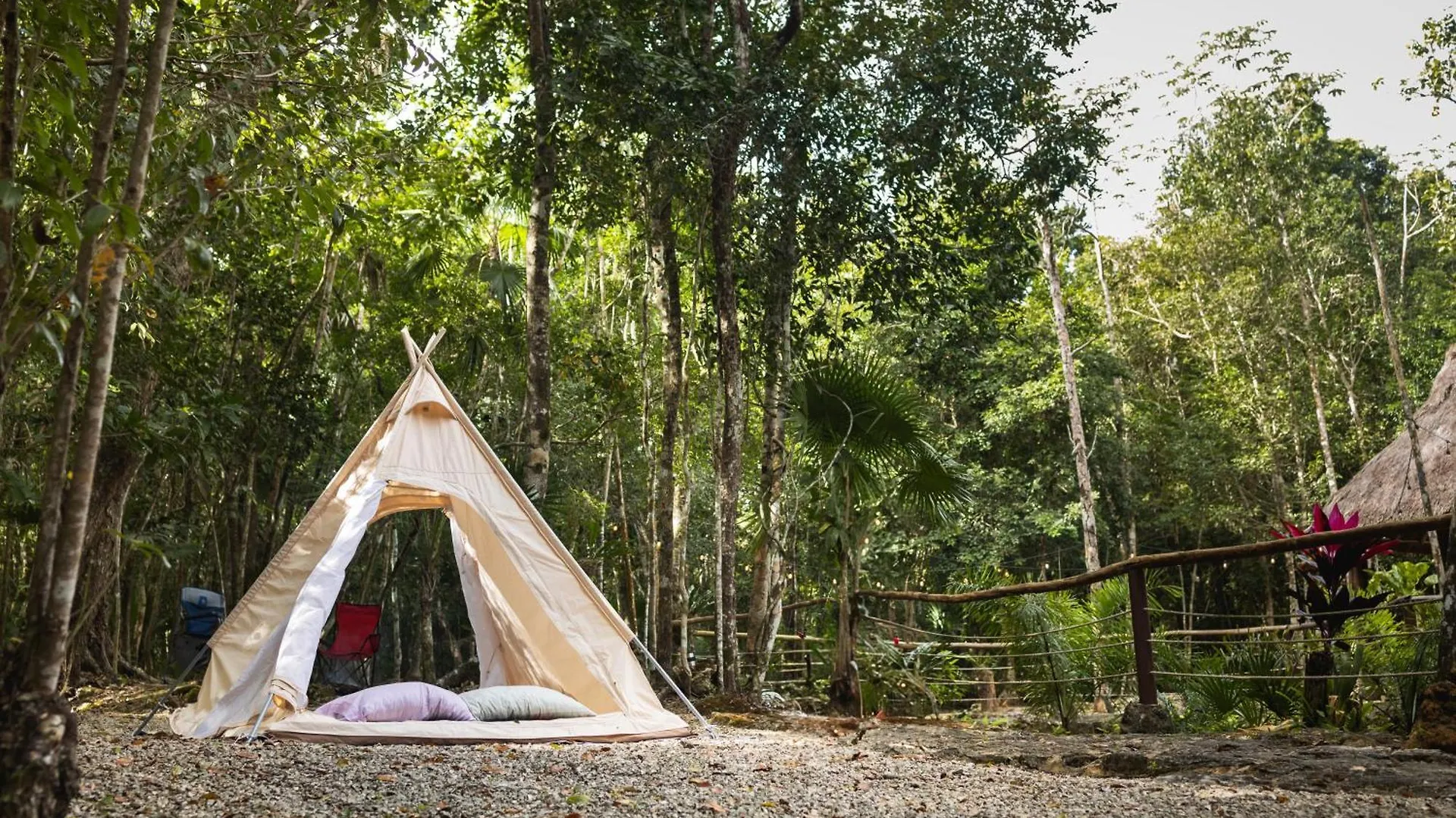 Cheel Lodge & Camping Puerto Morelos Meksyk