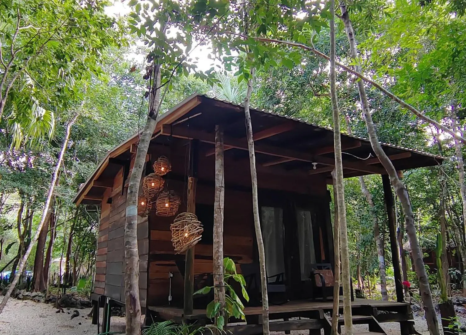 Cheel Lodge & Camping Puerto Morelos