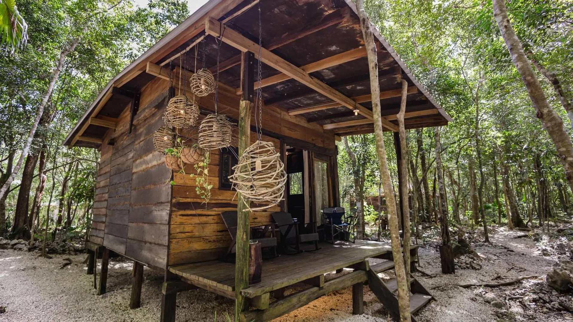 Lodge Chéel Cabañas&Camping Puerto Morelos México